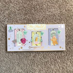 Too faced Gingerbread lane